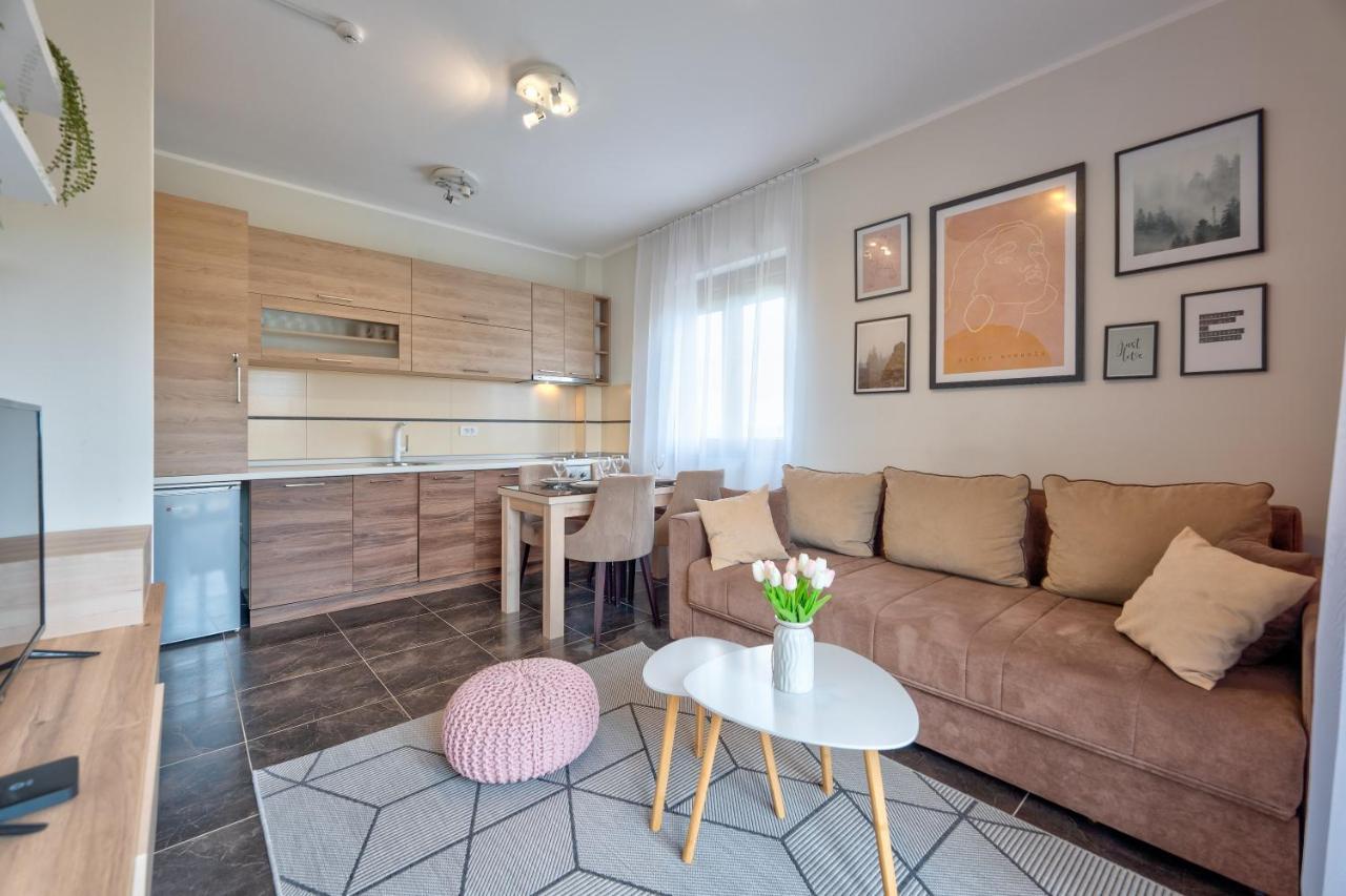 Zlatibor Hills Stars Aparthotel Ngoại thất bức ảnh